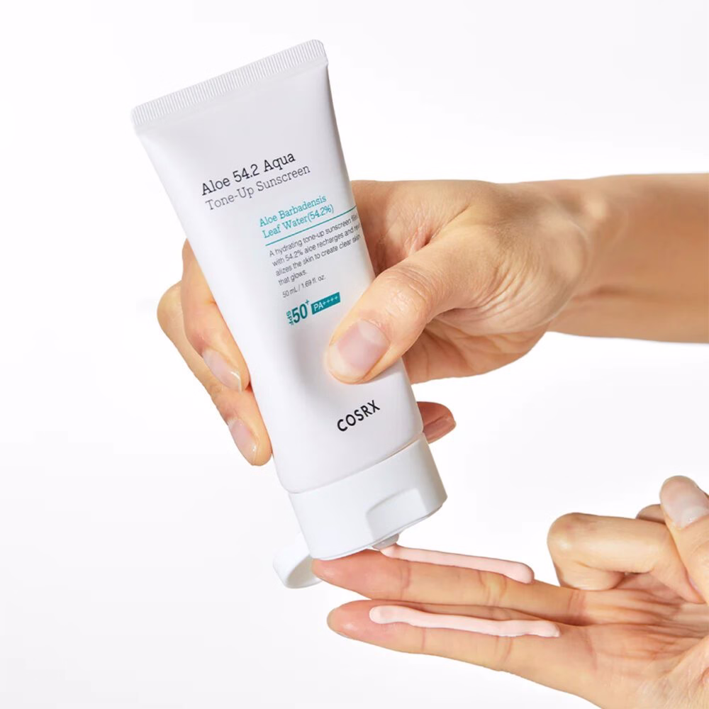 Cosrx Aloe 54.2 Aqua Tone-up Sunscreen - Image 2